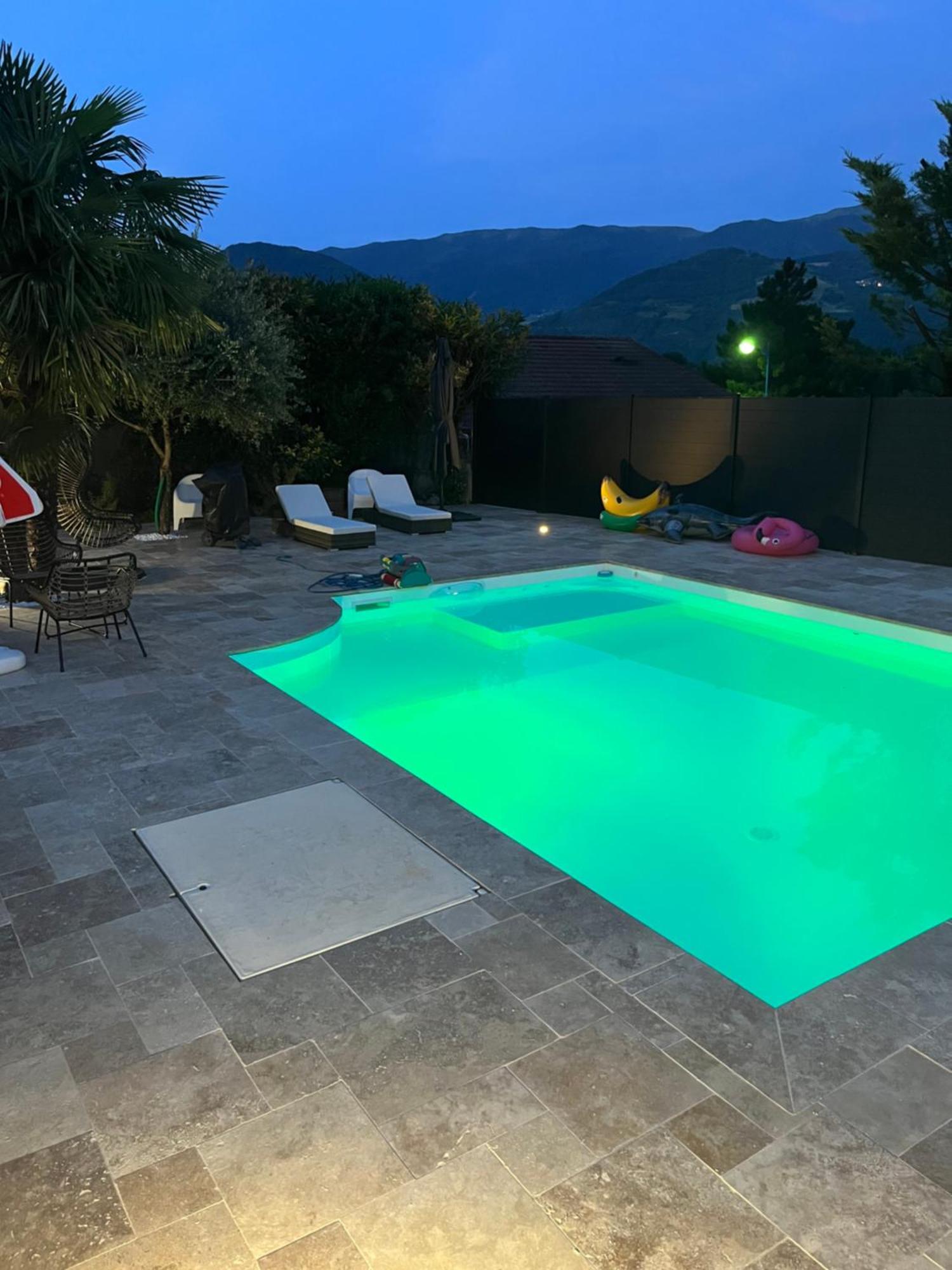Logement Icare 5Km De Crolles, Soitec , St Lumbin Exterior foto